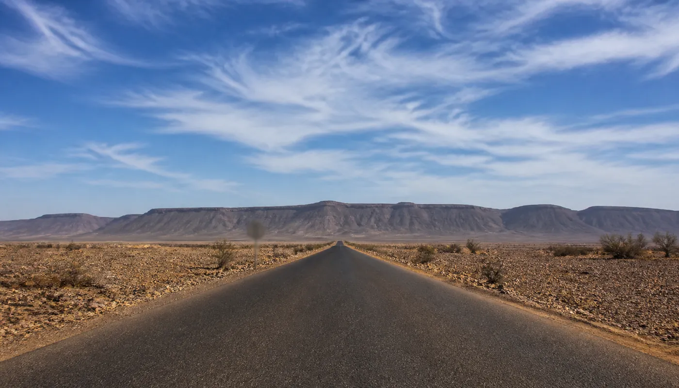 La route d'Ouarzazate vers Foum Zguid et l'Erg Chegaga